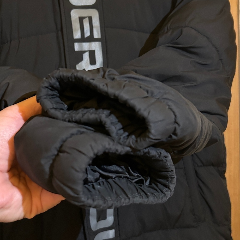 Under Armour Black Hooded Puffer Coat - Picture 4 of 15
